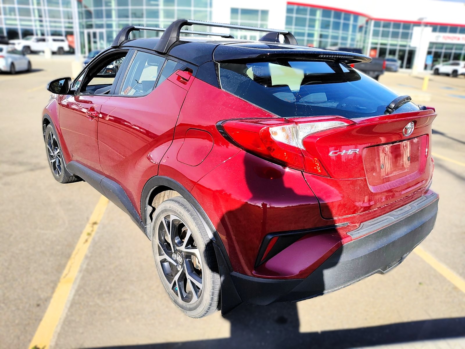 2019 Toyota C-HR XLE Premium - photo 3