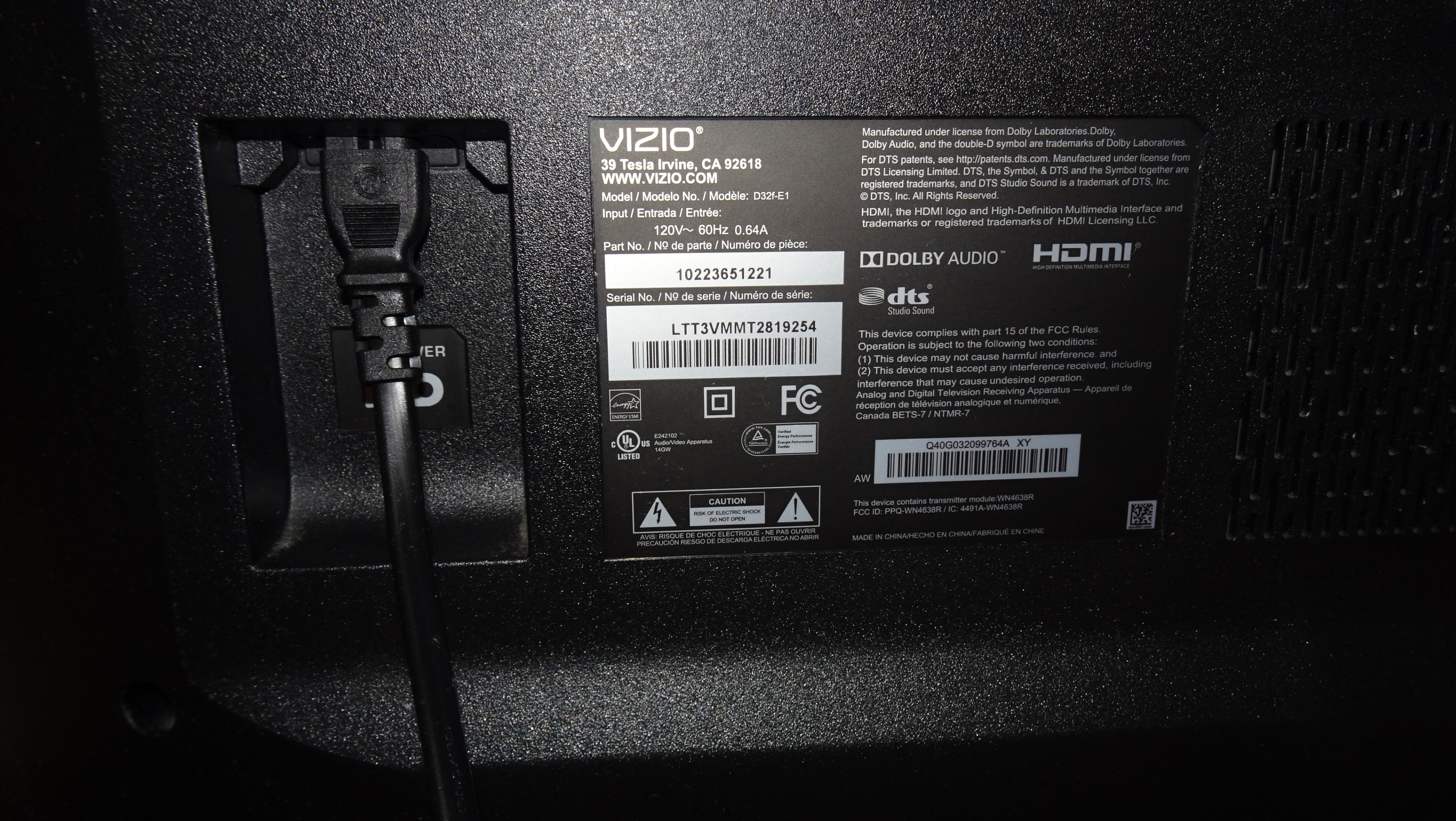 32" Vizio Smart TV in Great Condition - photo 4