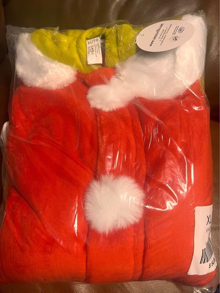 THE GRINCH CHRISTMAS ONE FULL PIECE COSTUME PAJAMA UNISEX XL - photo 2