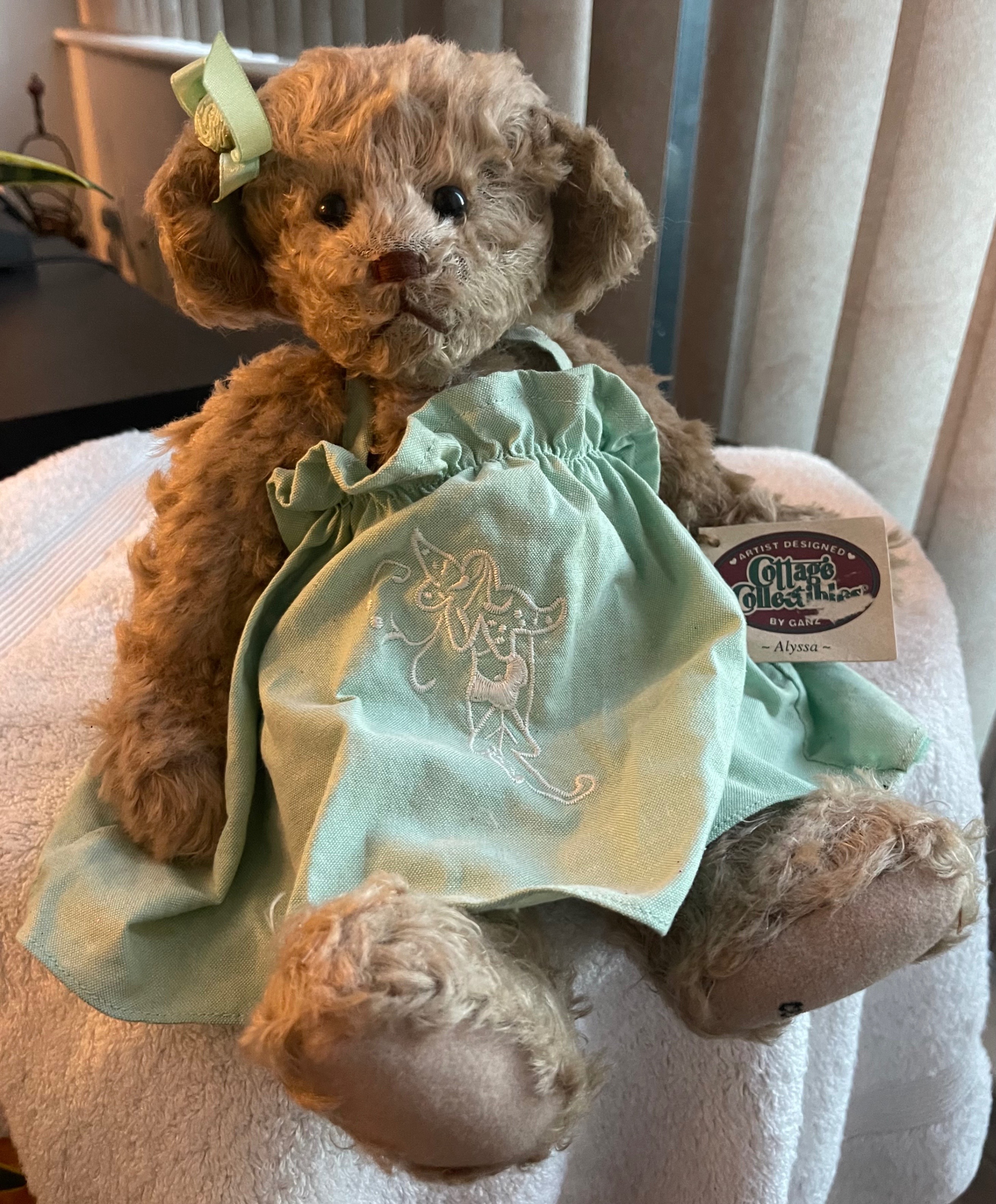 Vintage Ganz Cottage Collectibles "Alyssa" Teddy Bear (13") - photo 2