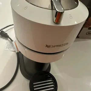 Nespresso coffee machine - photo 3