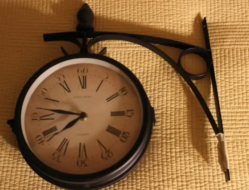 Portclocks London Wall Clock Antique Double-Sided Station - photo 3