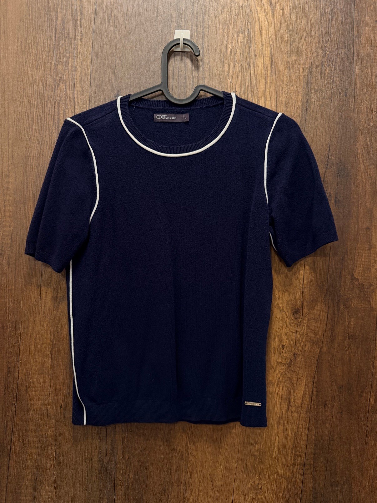 CODE Classic Navy Top with White Piping, Size L