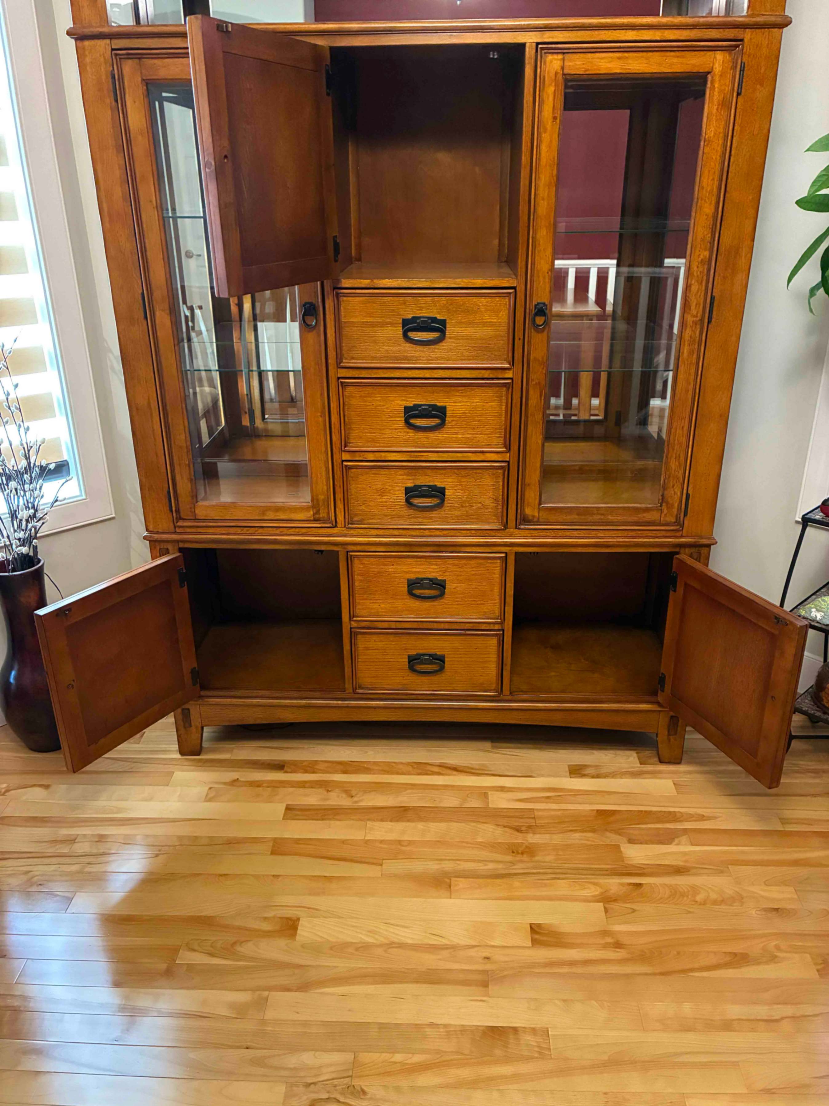 Vintage China Cabinet / Hutch - photo 3