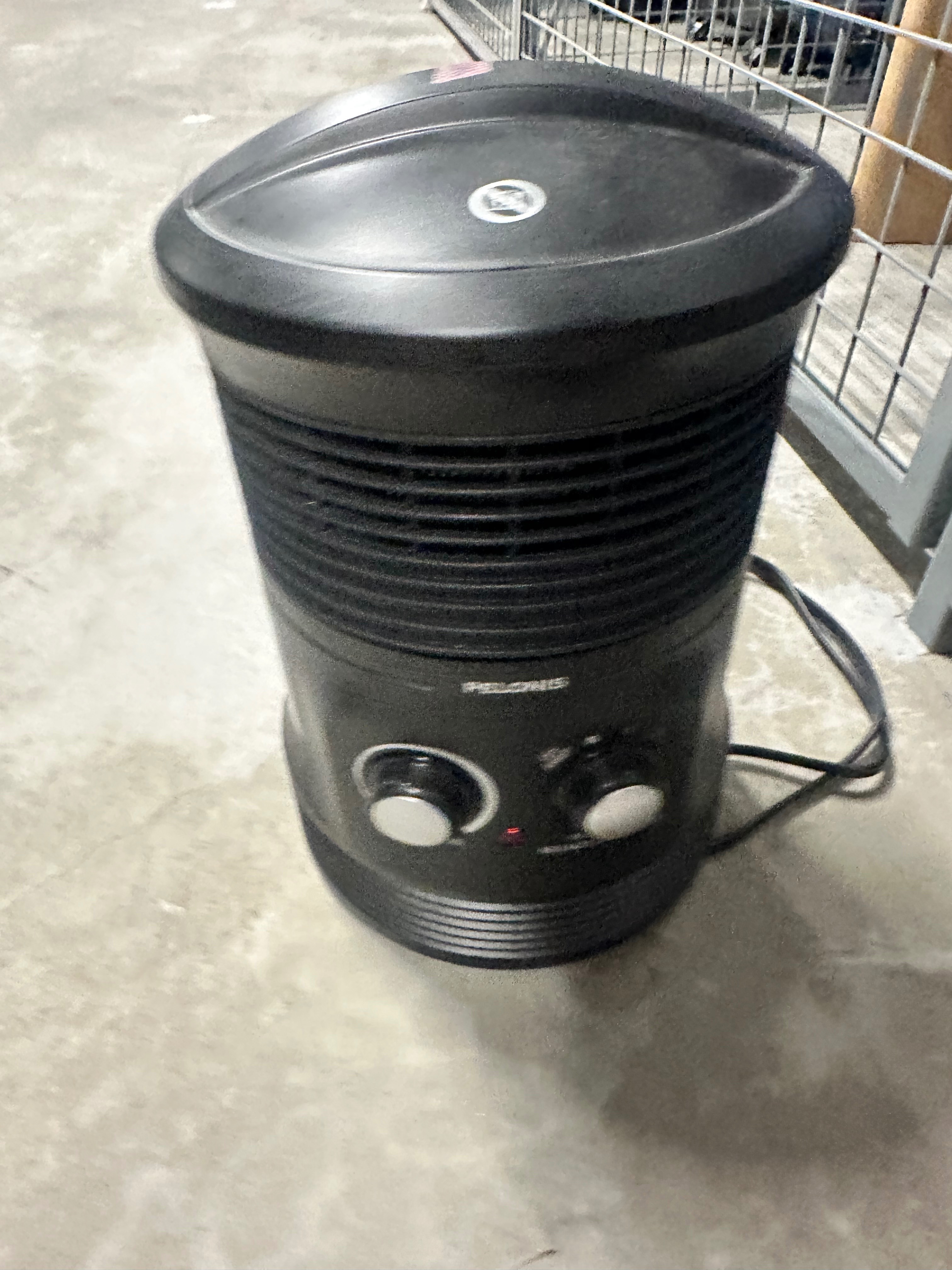 Pelonis Black Ceramic Space Heater