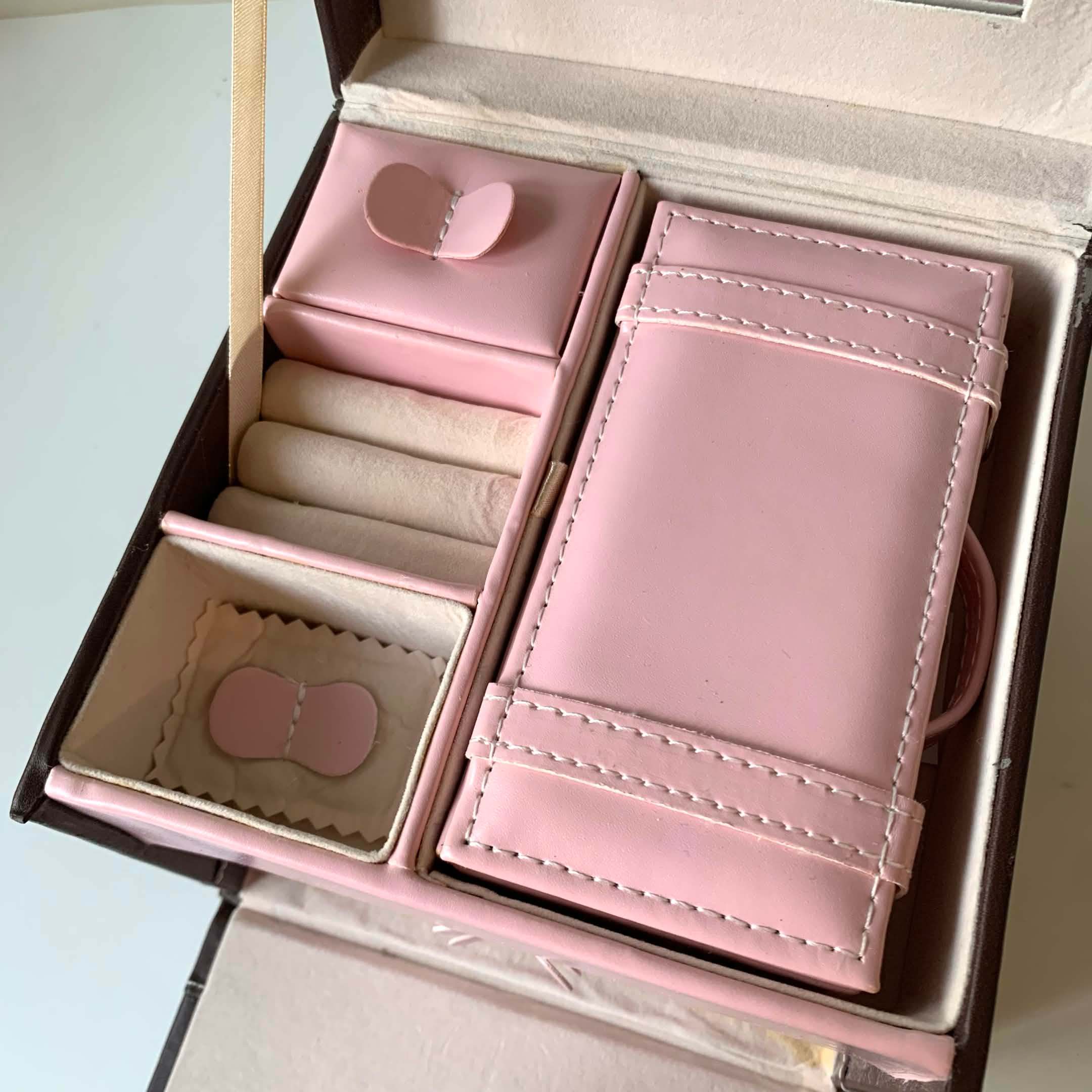 3-Tier Jewelry Box - photo 2