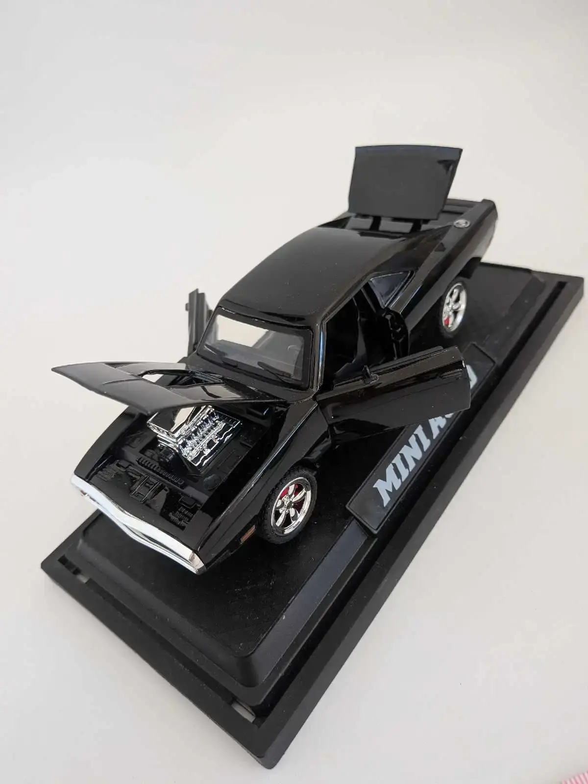 Mini Auto 1970 Dodge Charger Diecast Model - photo 4