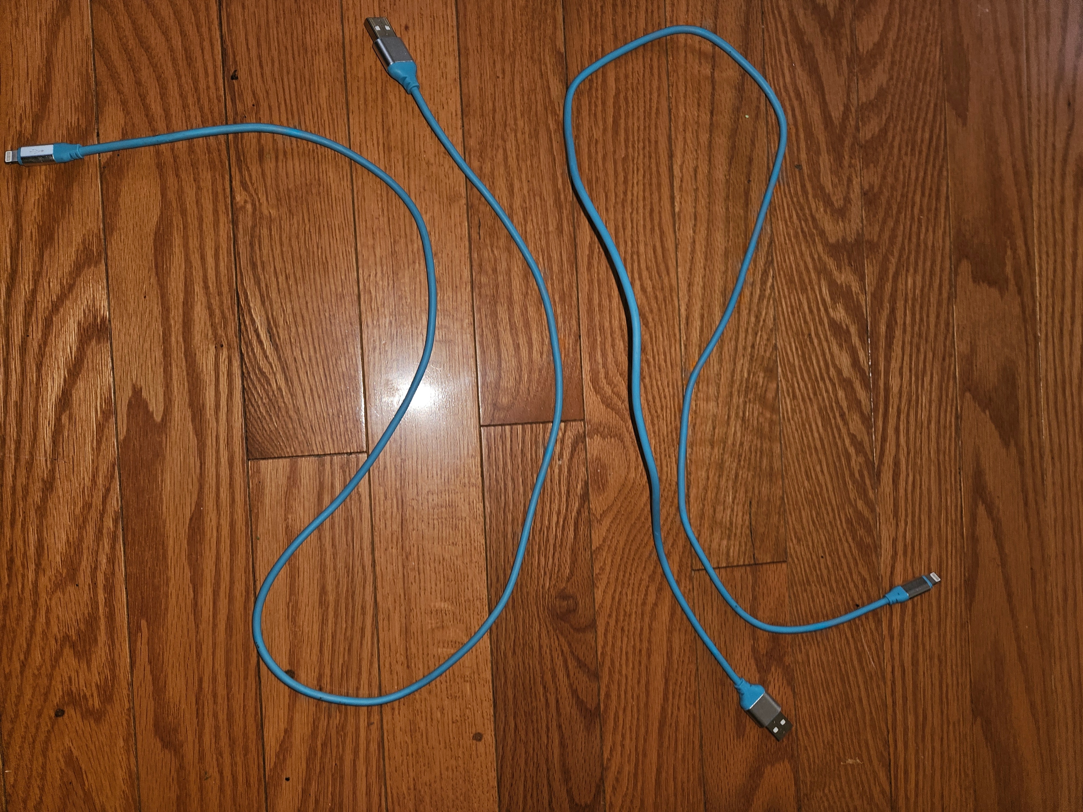 IPHONE LIGHTING CABLE TO USB A -----3 FEET LONG