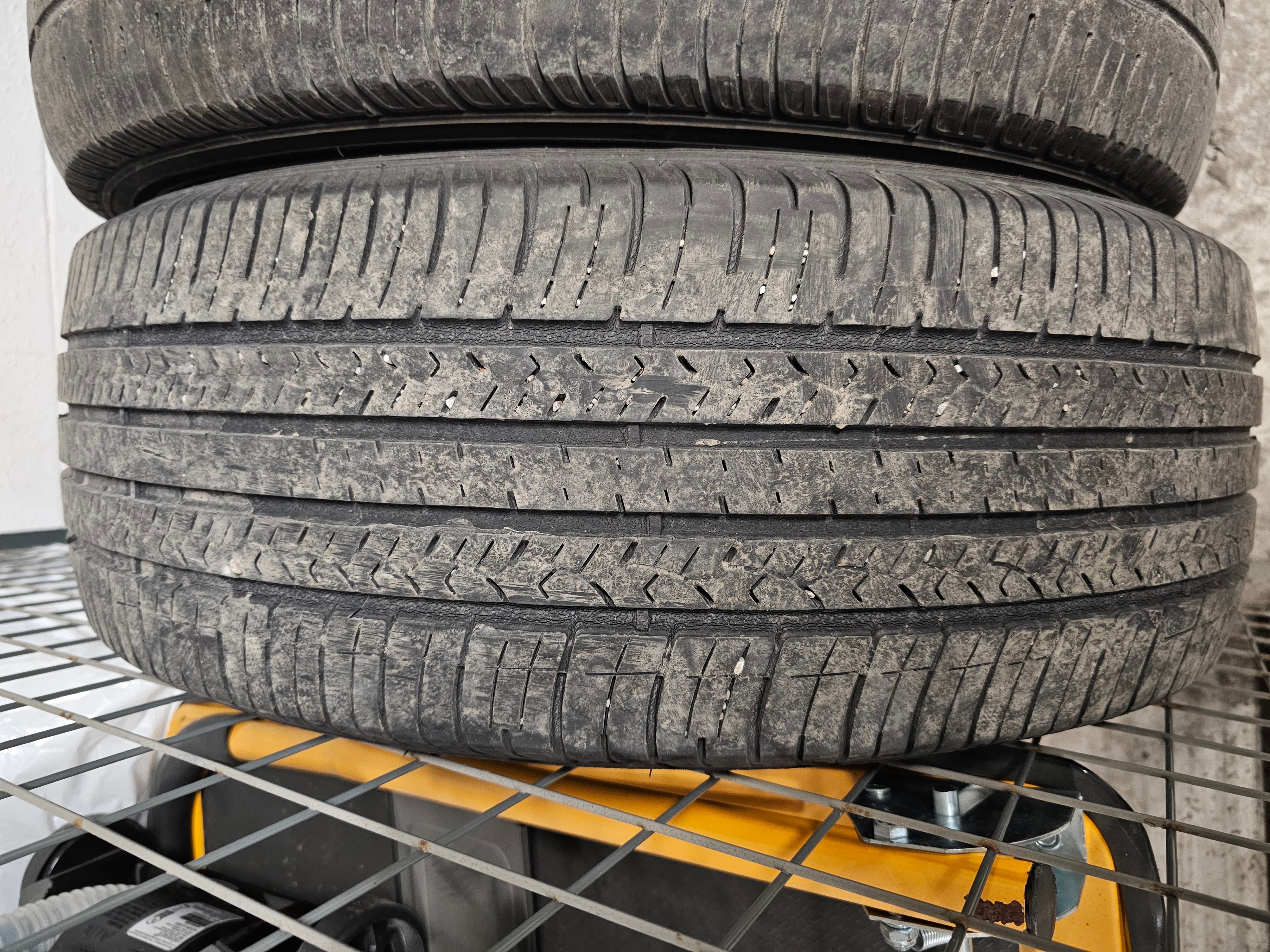 Goodyear Assurance CS Fuel Max 225 65R17 102H All Season Tires - photo 3