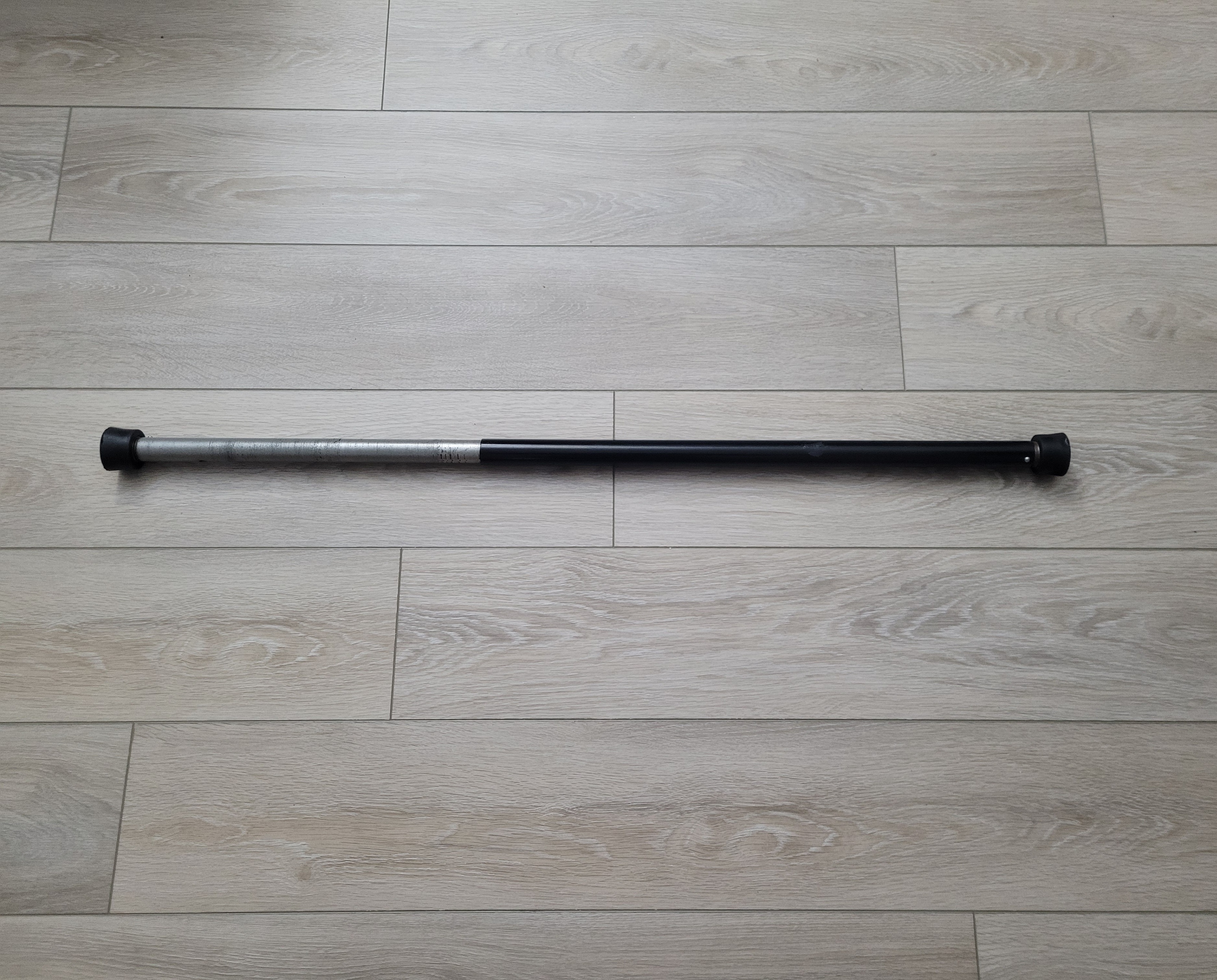 Adjustable Doorway Pull-Up Bar – Max Length 3.3ft