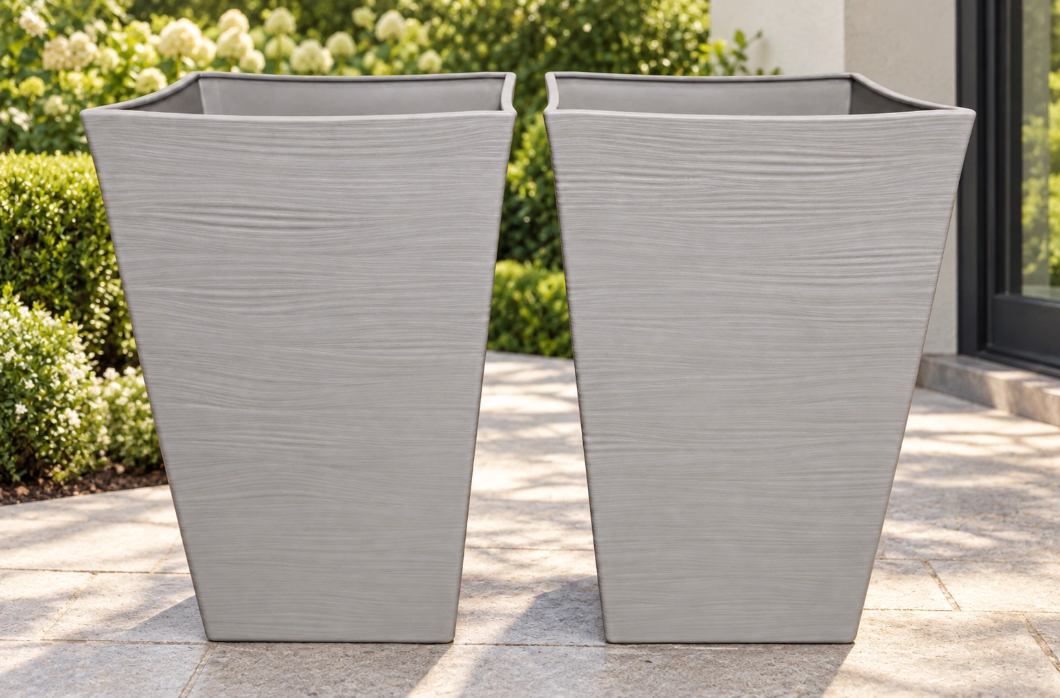Set of 2 Keter Wave Tall Planters