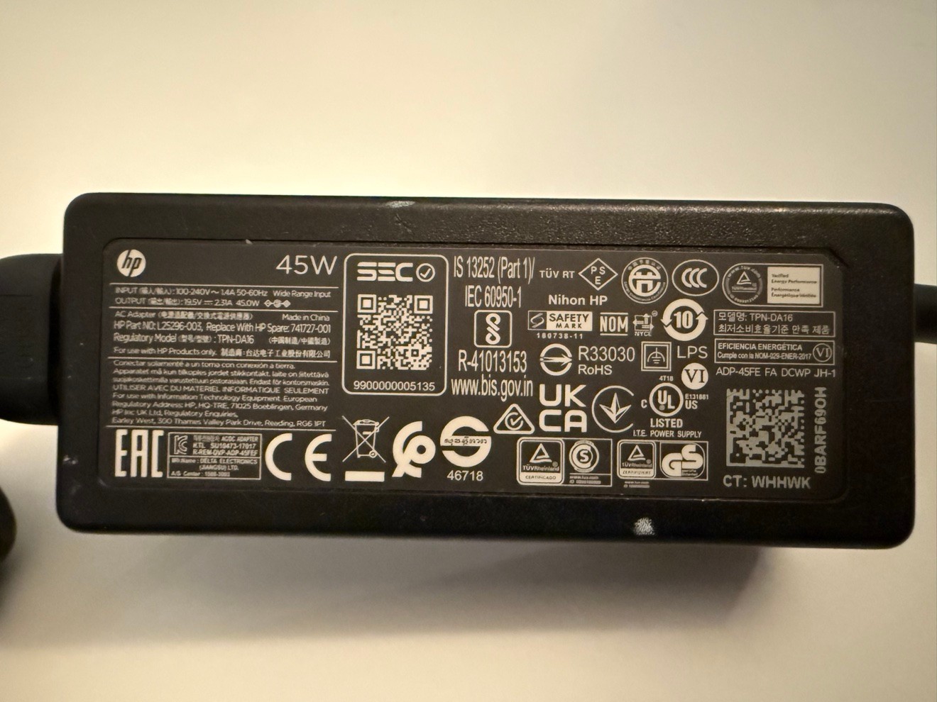 HP 45W Laptop Charger HSTNN-LA40 19.5V 2.31A - photo 3