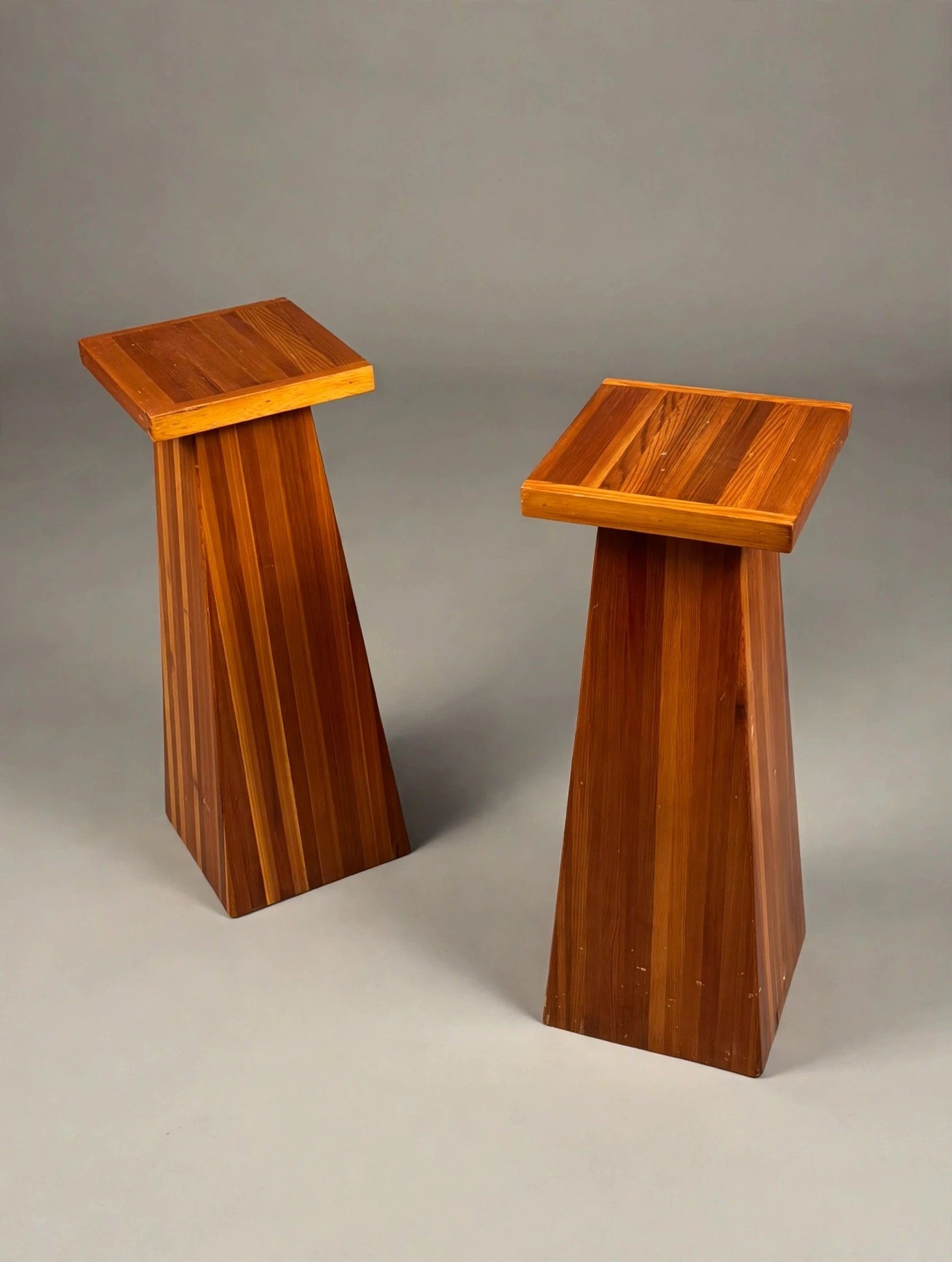 Cedar wood Display Pedestals stand - photo 2
