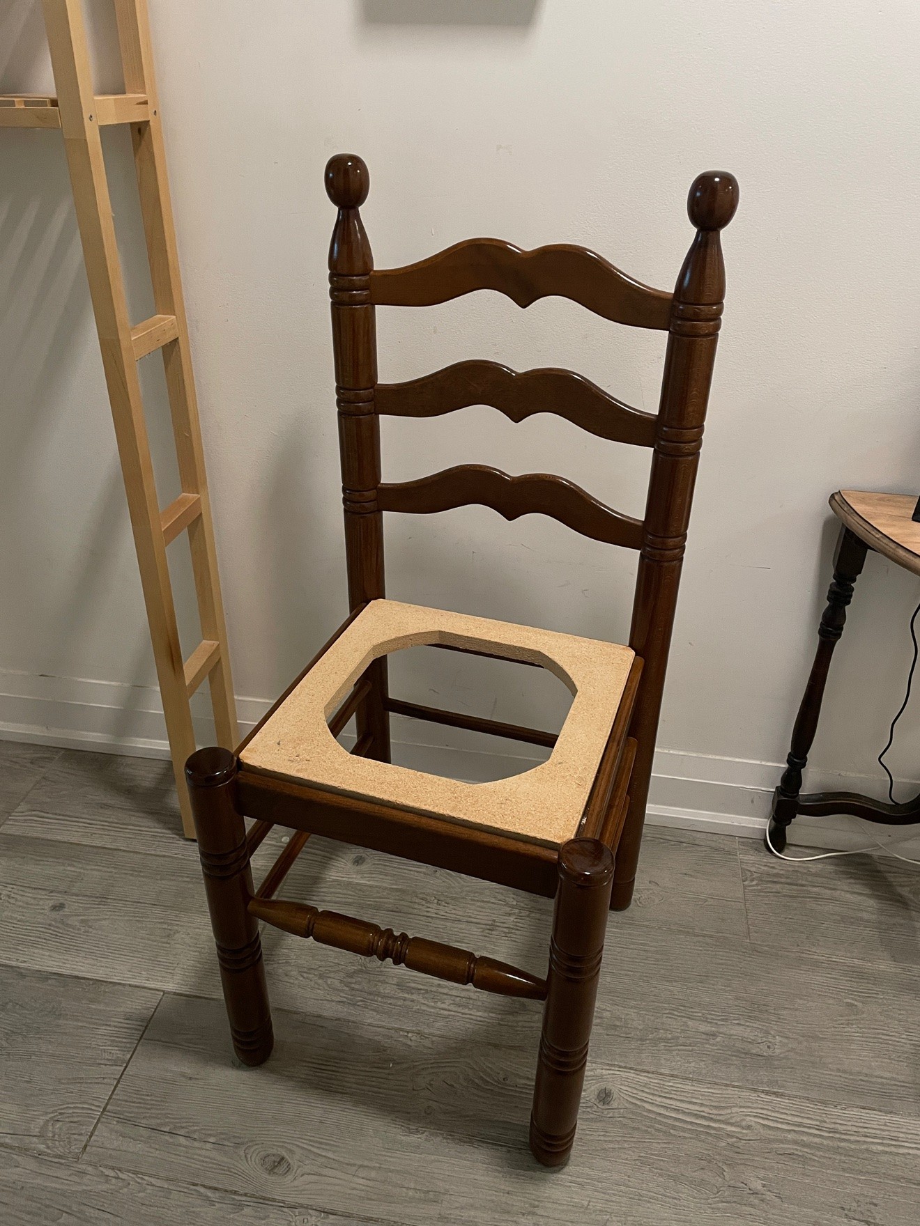 6 Wooden Chairs with New Cushions - Table Not Included - photo 3