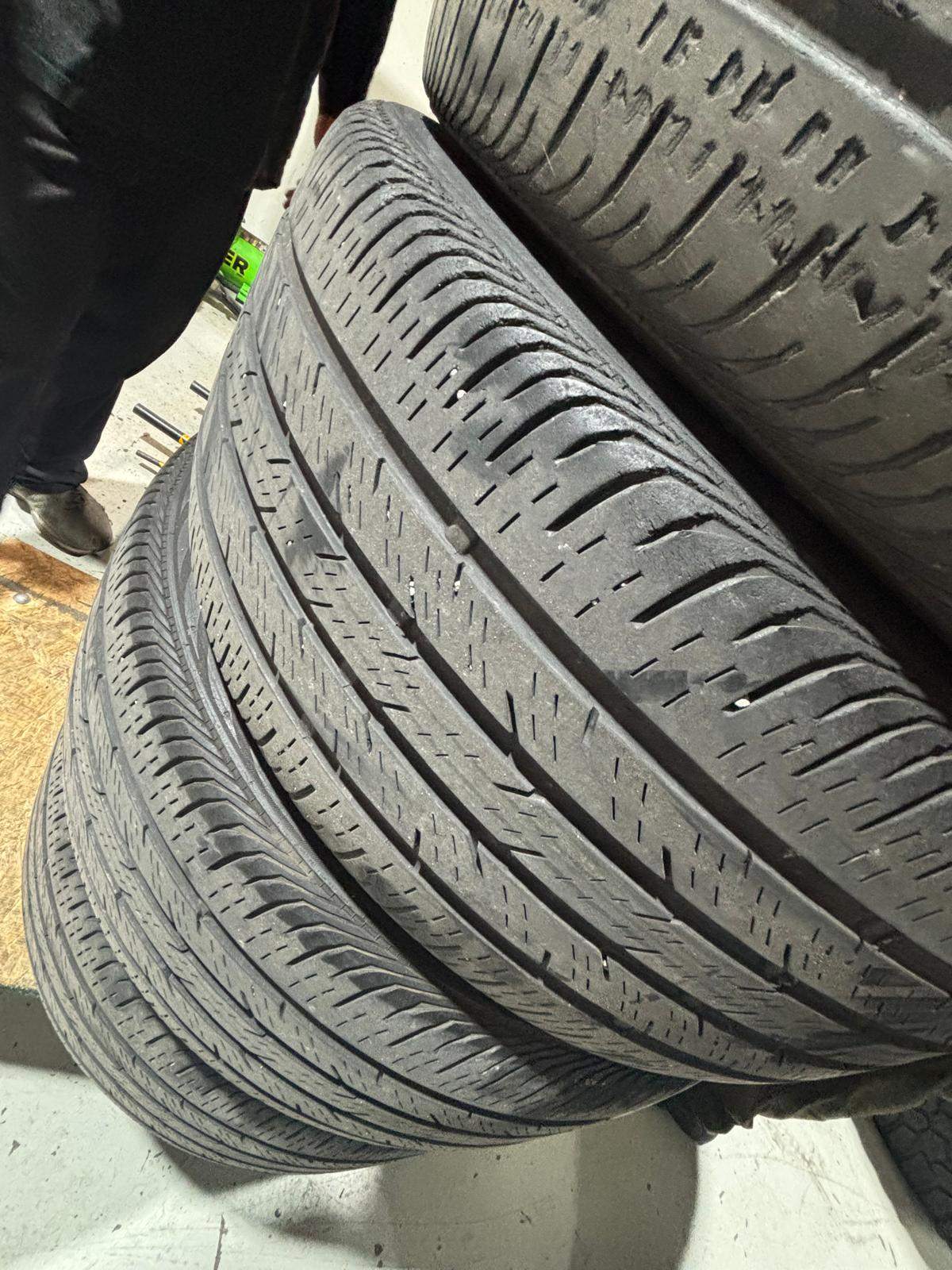 4 Used 235/40/R19 Continental A/S–Model3/Accord/Passat/Optima/