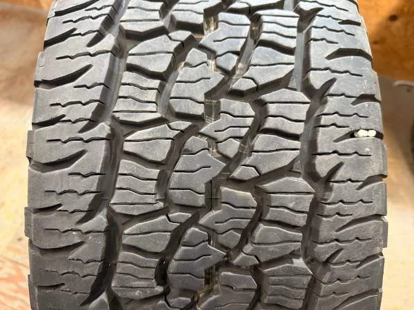 1 X single 285/45/22 XL BFG Trail Terrain T/A with Tread L NEW - photo 2