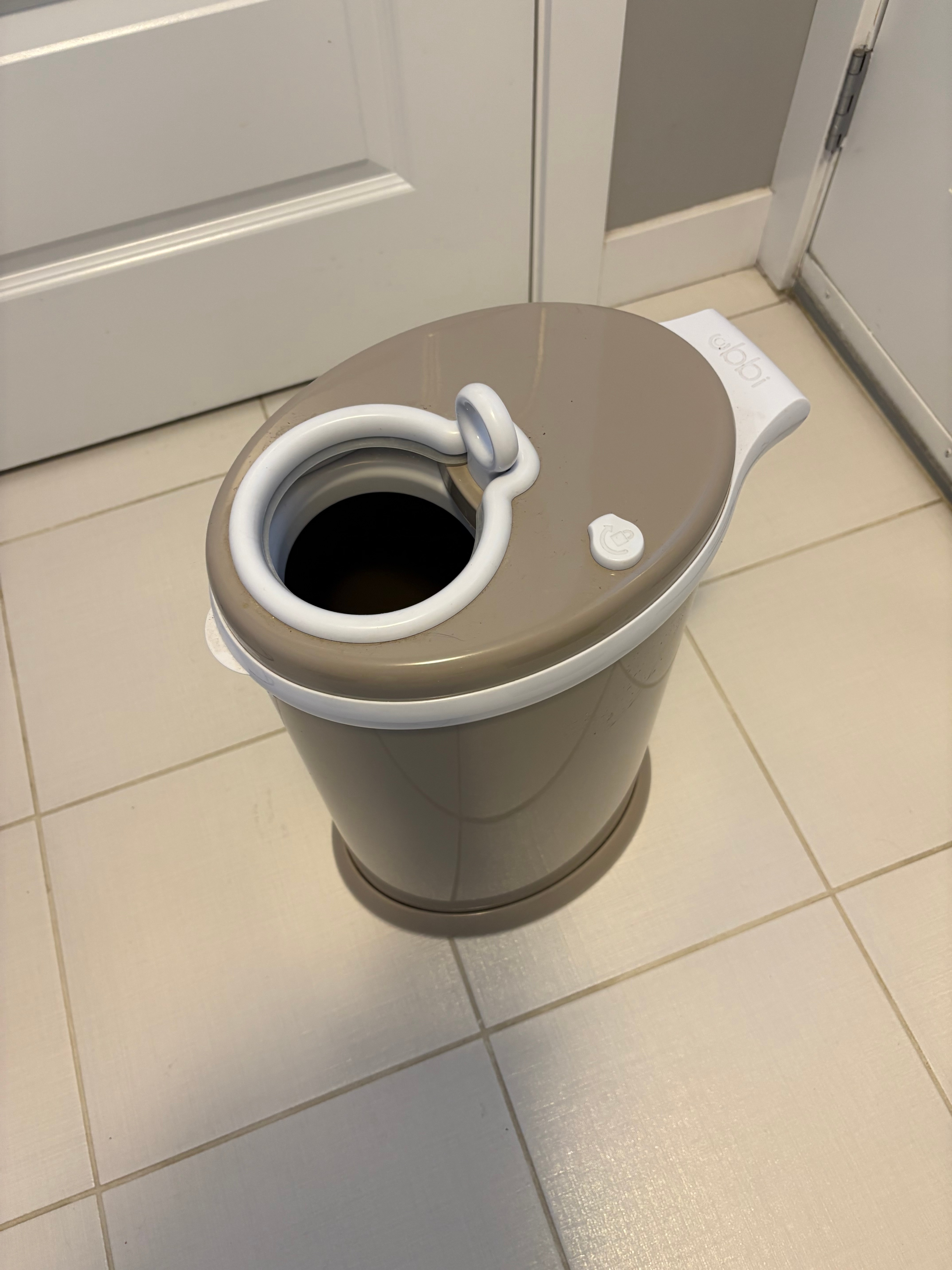 Ubbi Stainless Steel Diaper Pail Odor Locking No Bag - photo 2