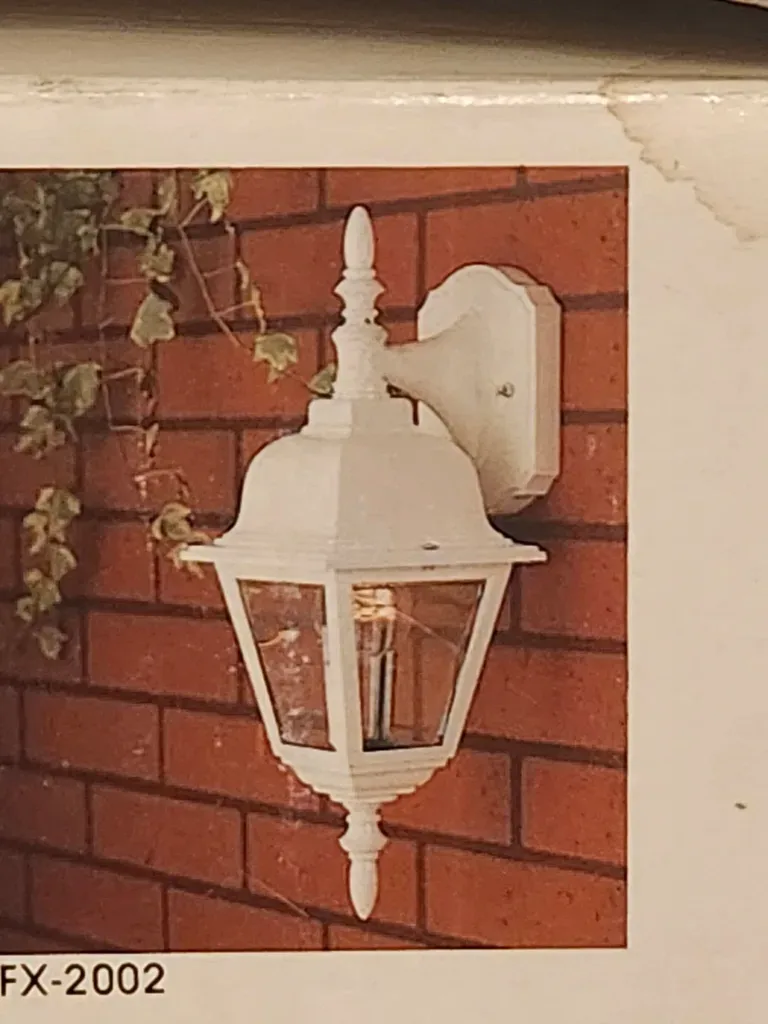 White Diecasting Lantern (OFX-2102)