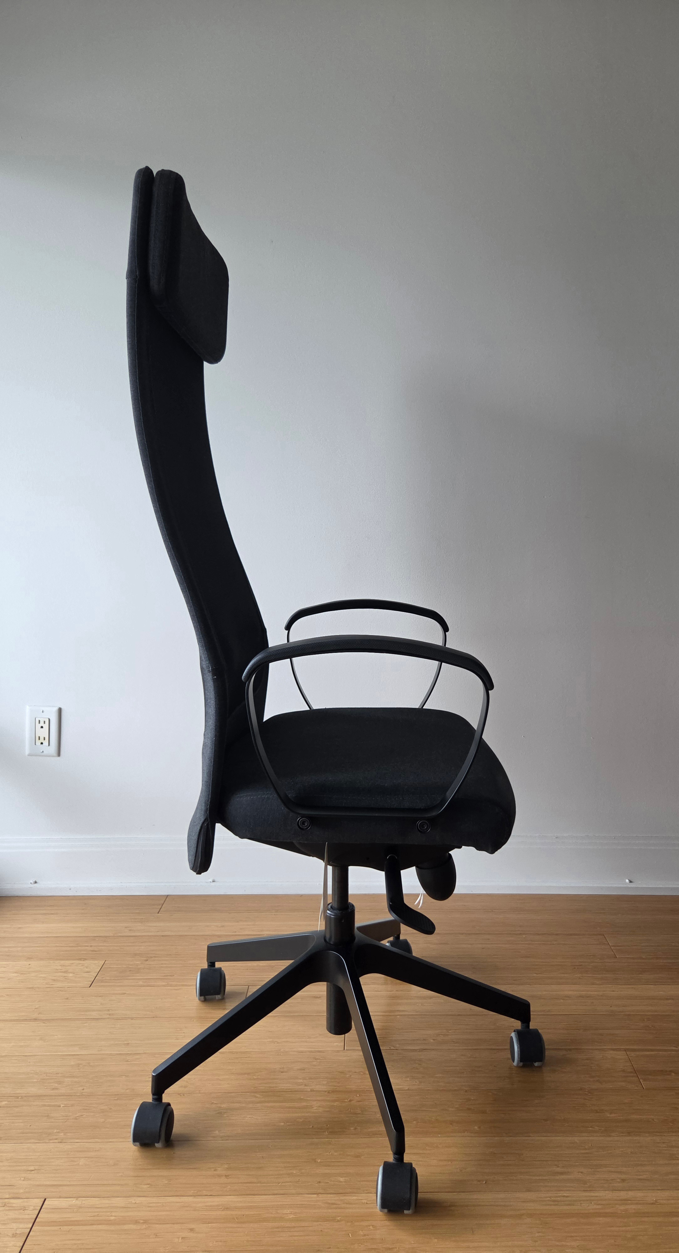 IKEA MARKUS Office Chair, Mesh Back - photo 2