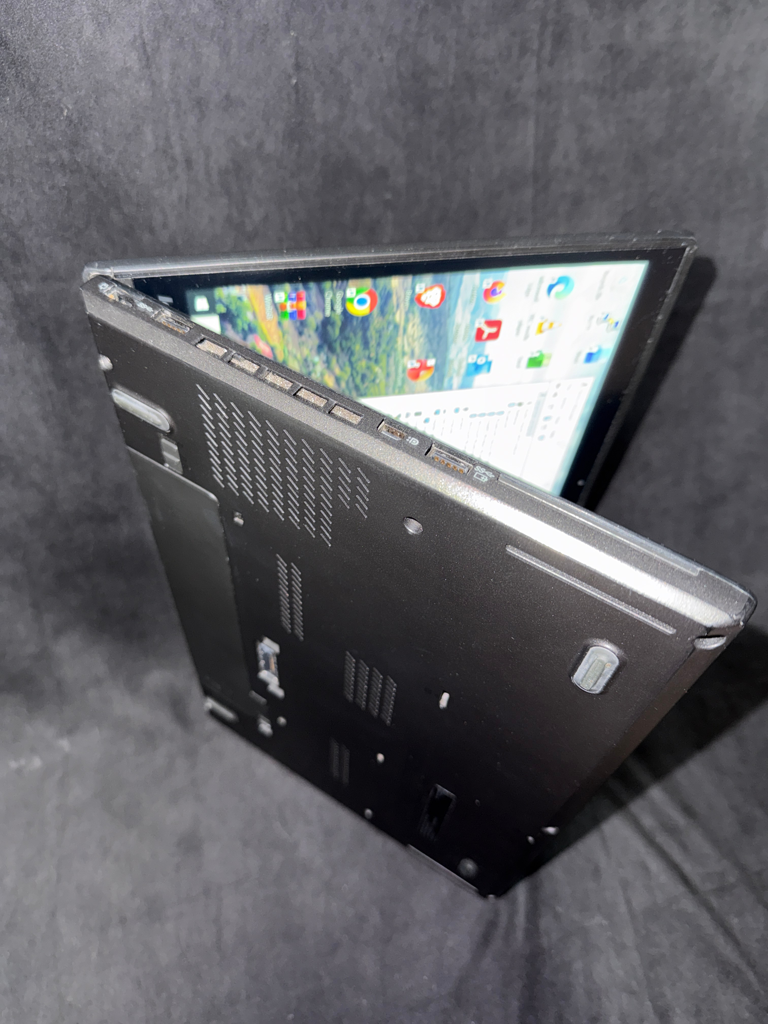 USED - TOUCHSCREEN Lenovo ThinkPad T450s Laptop - photo 2