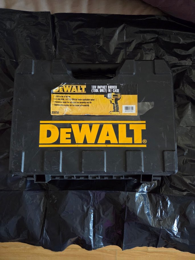 DeWalt 18V Cordless 1/2" Drill/Driver Kit - photo 3