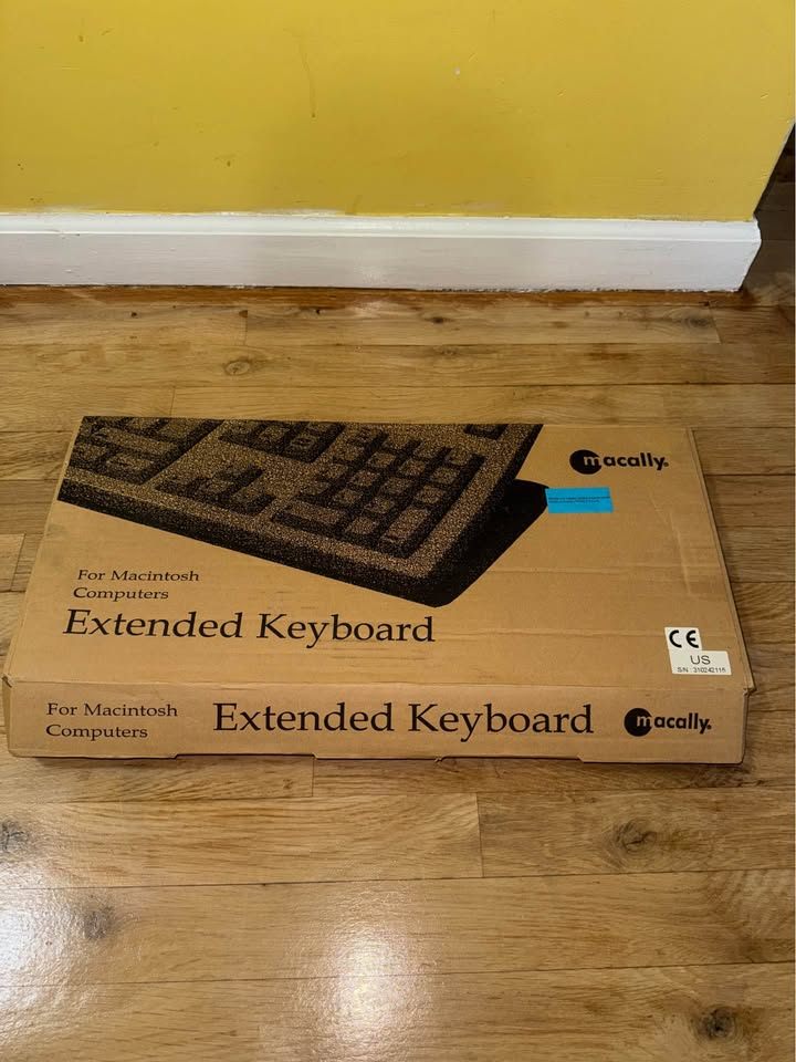 Macally Extended Keyboard for Vintage Macintosh