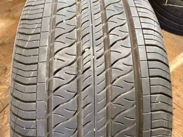 PAIR of 235/40/18 91W M+S Continental Pro contact RX with 85% - photo 2