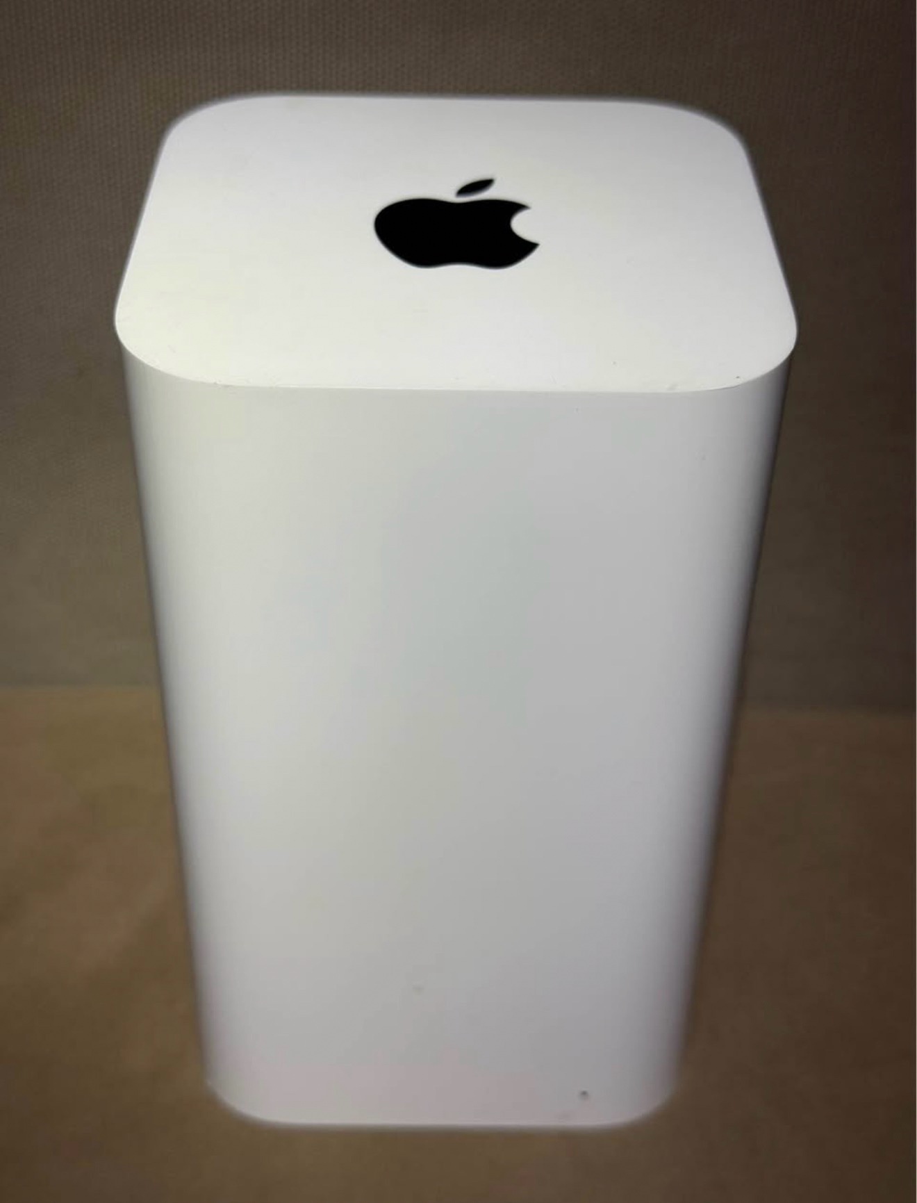 Apple AirPort Extreme 802.11ac Router (A1521)