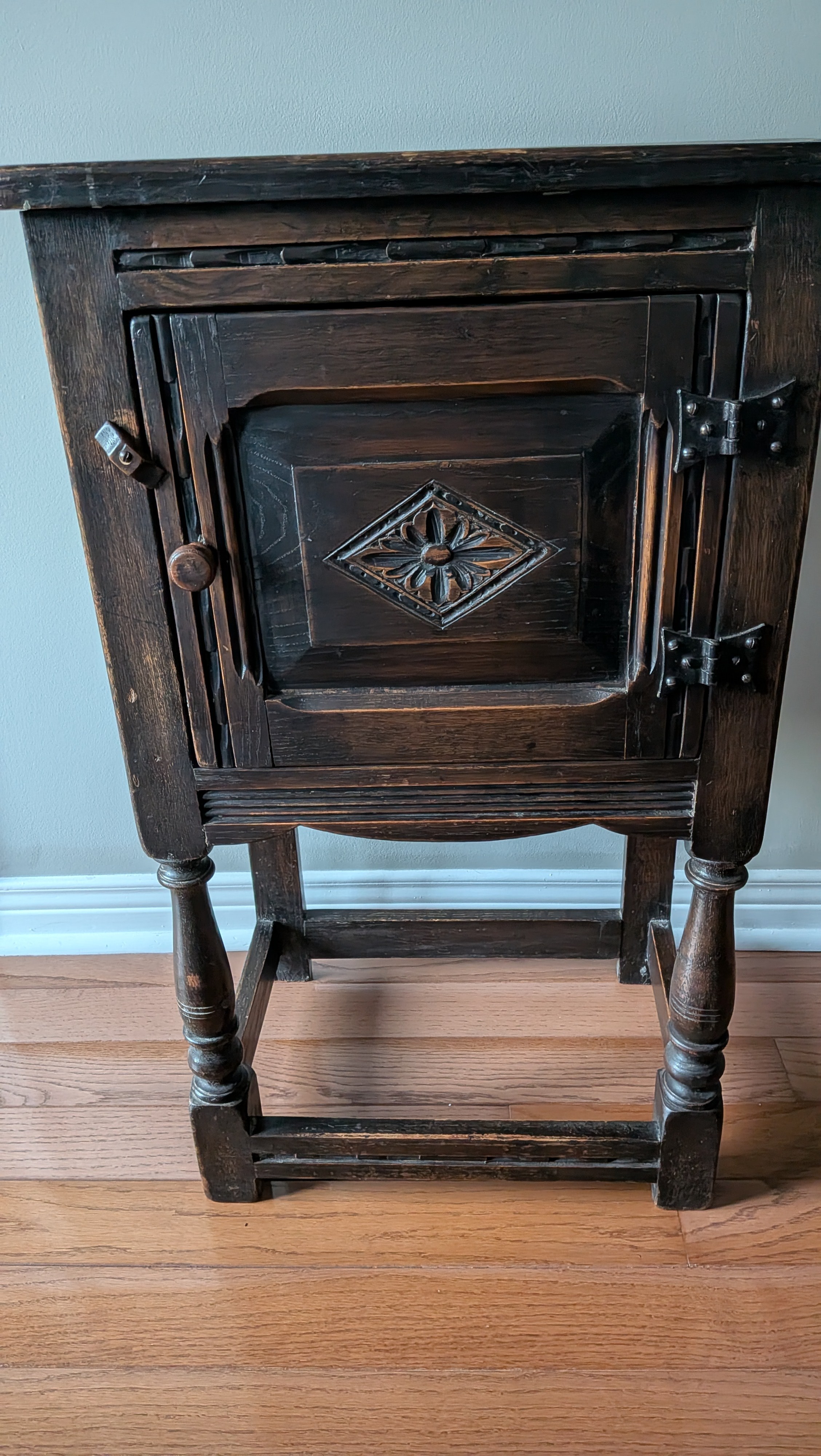 Vintage Carved Wood Side Cabinet / Nightstand – $175 OBO
