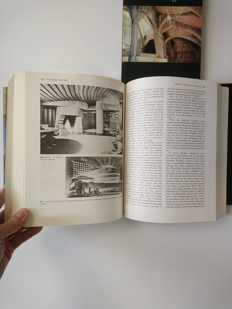 Architecture Reads! - photo 2