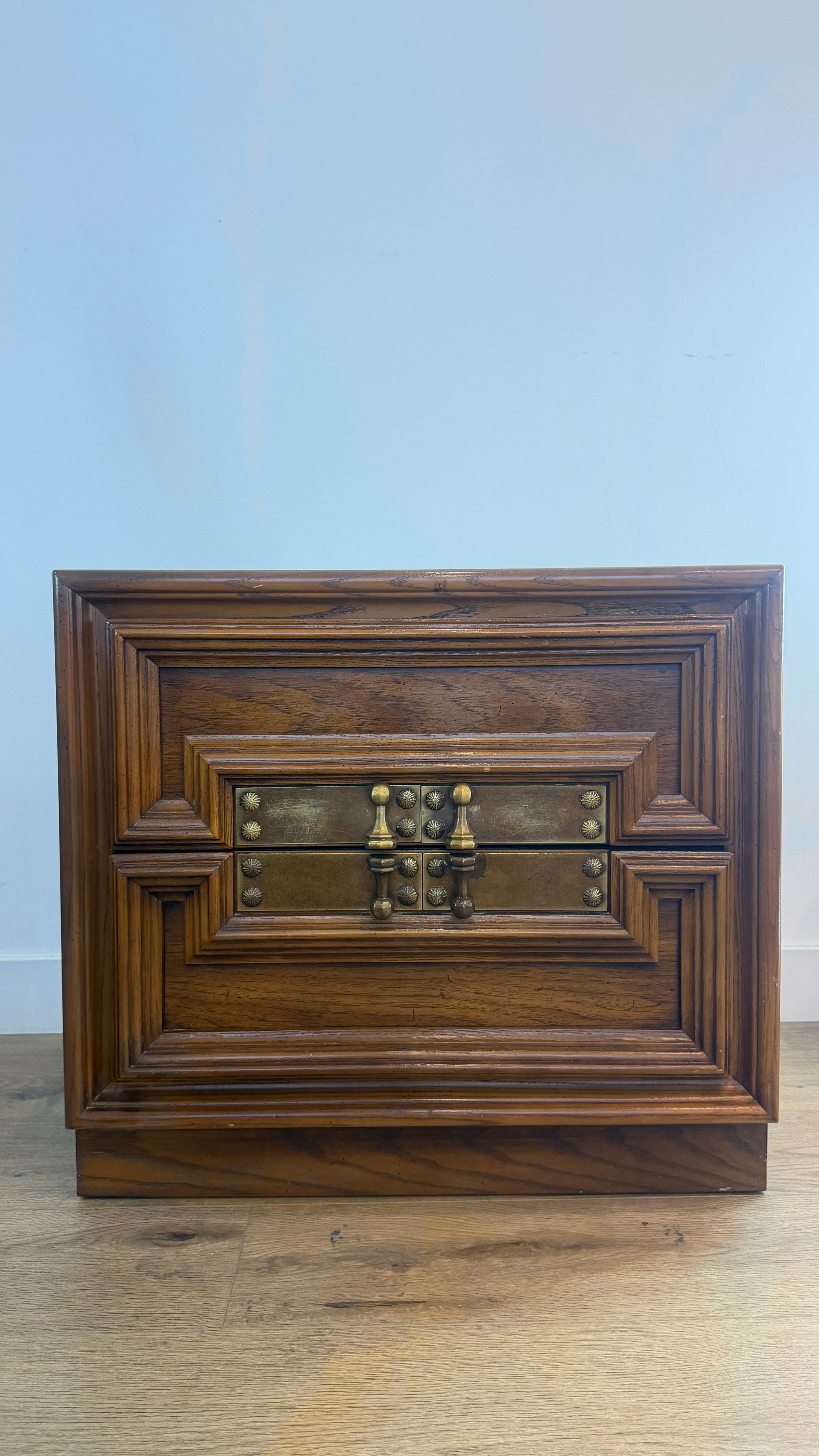 Nightstand / Bedside Table / End Table - photo 5