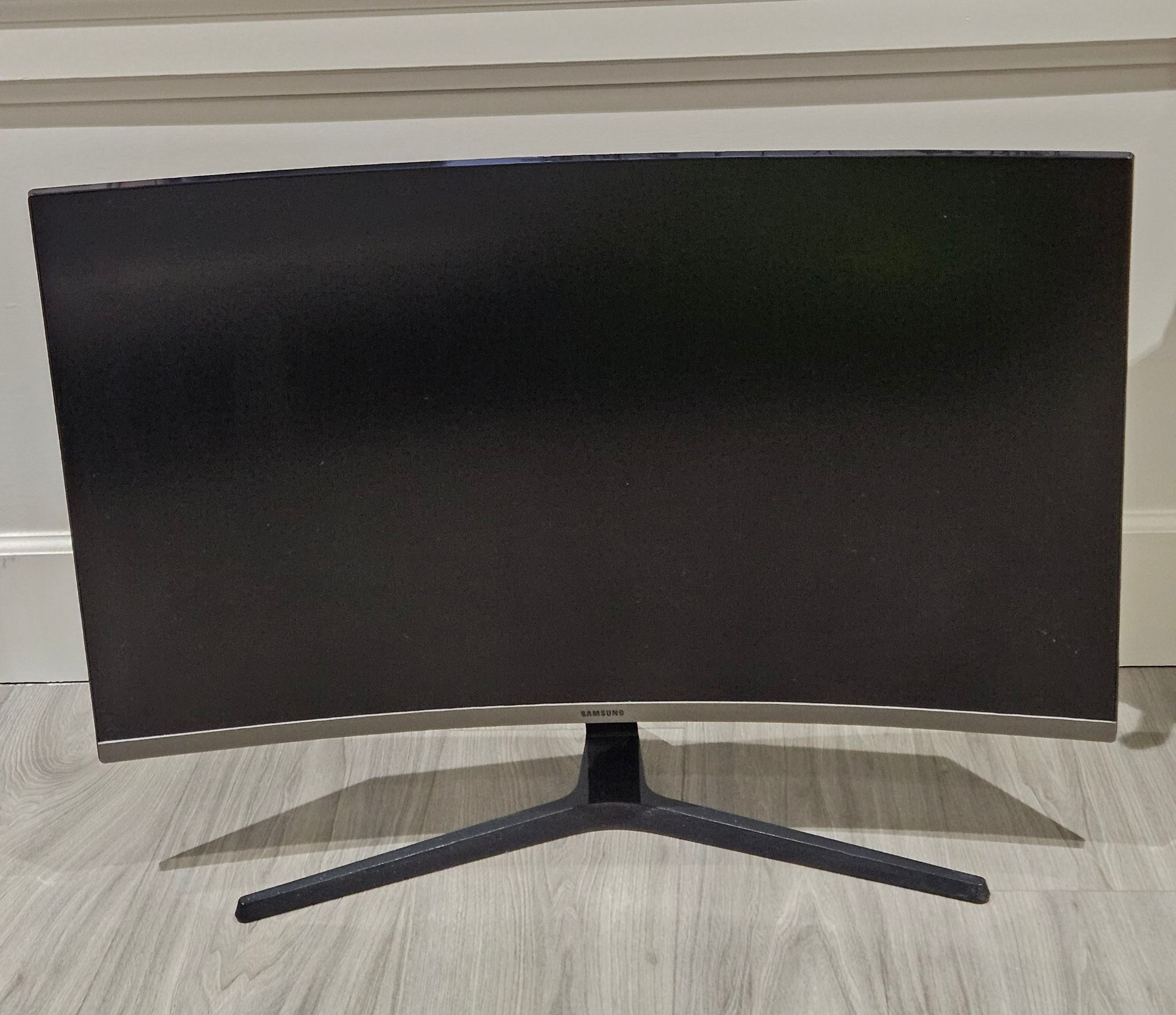 Samsung 32" Class CR50 Curved Full HD Monitor
