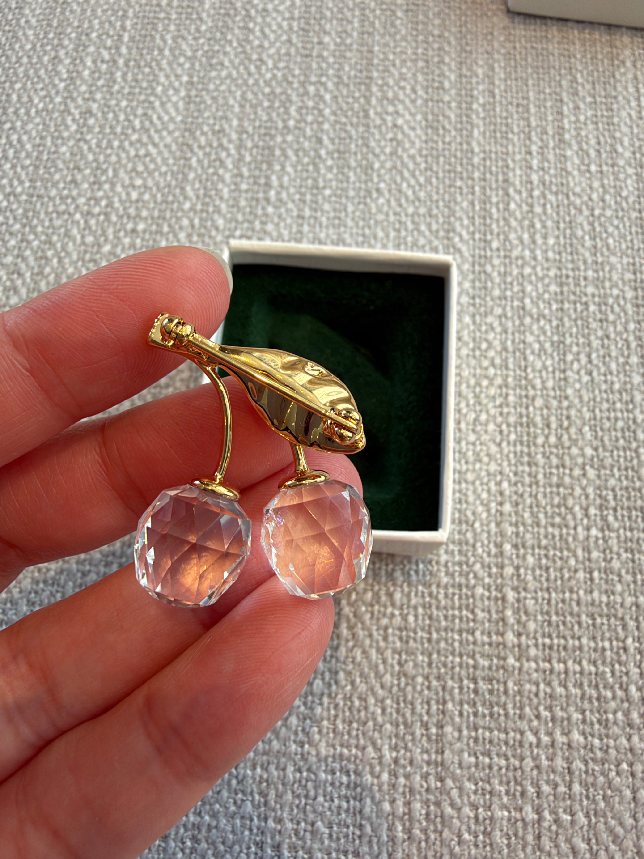 Vintage Swarovski Crystal Memories Cherry Brooch with Box - photo 4