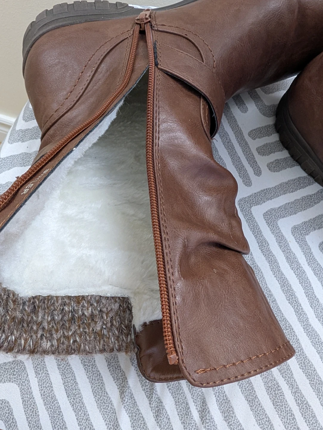 Taxi Women's Winter Boots – Brown Faux Leather, Faux Fur - photo 4