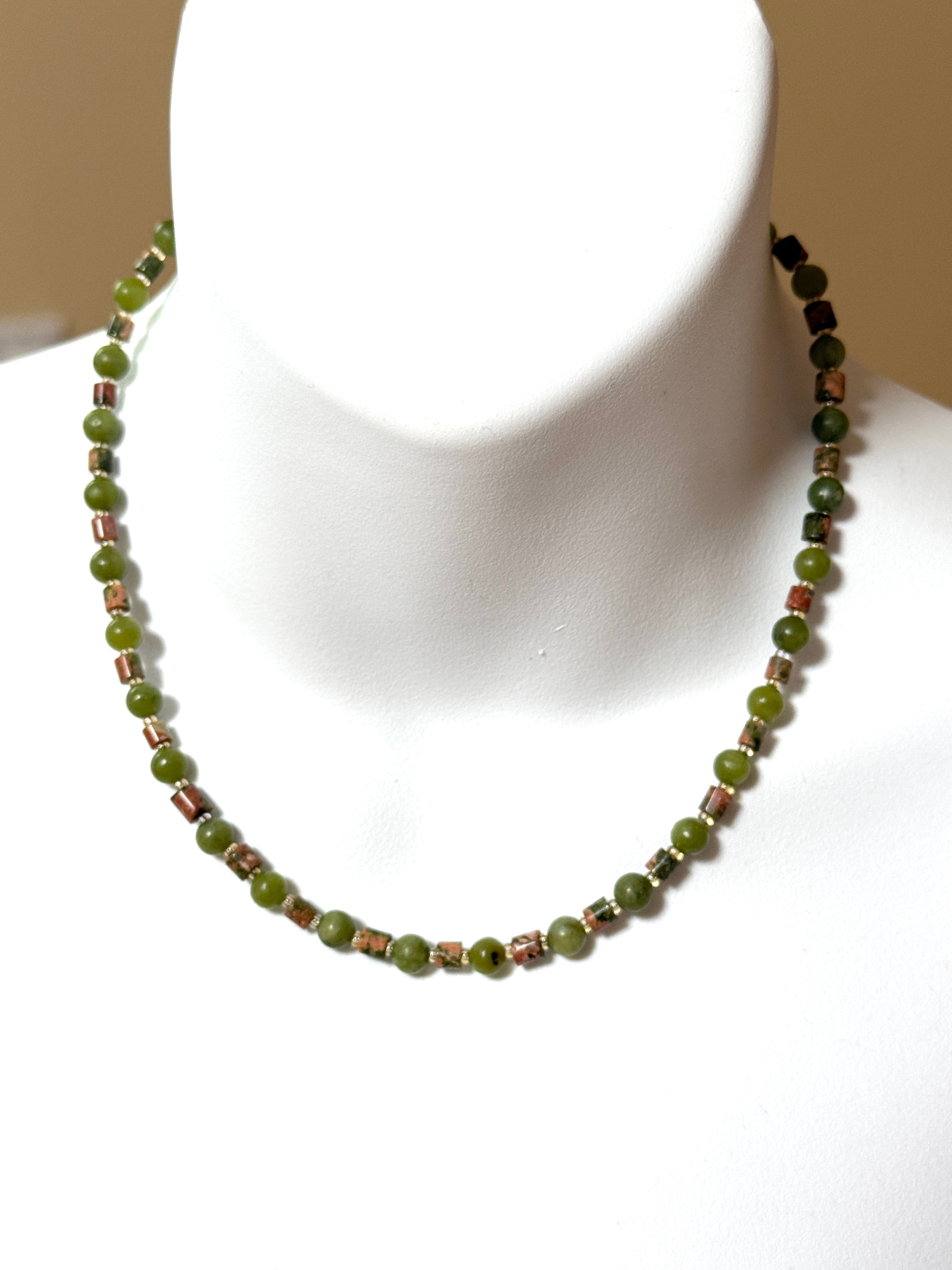 Green Serpentine & Unakite Short Necklaces - photo 2