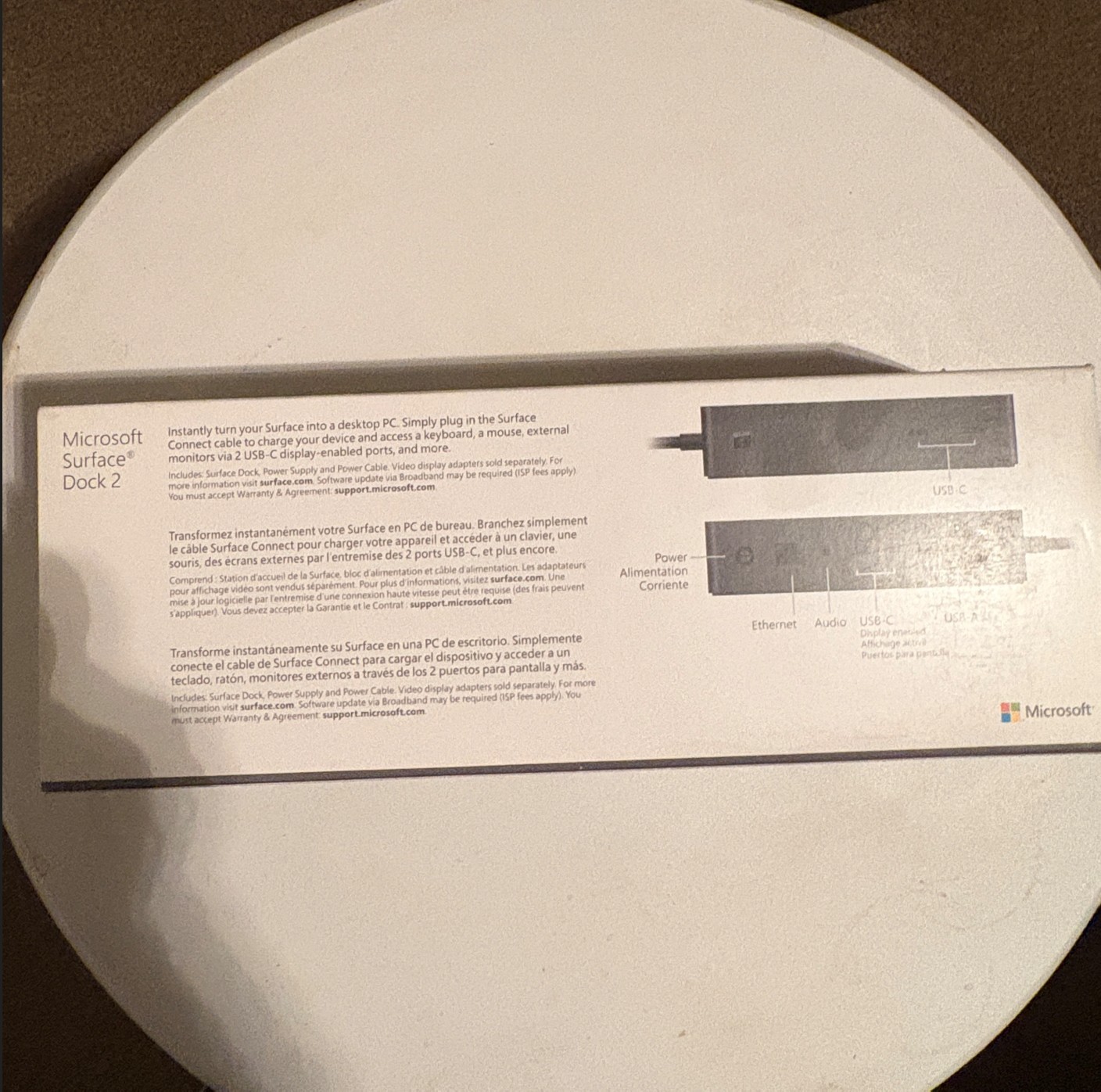 *unopened* Microsoft Surface Dock 2 - photo 2