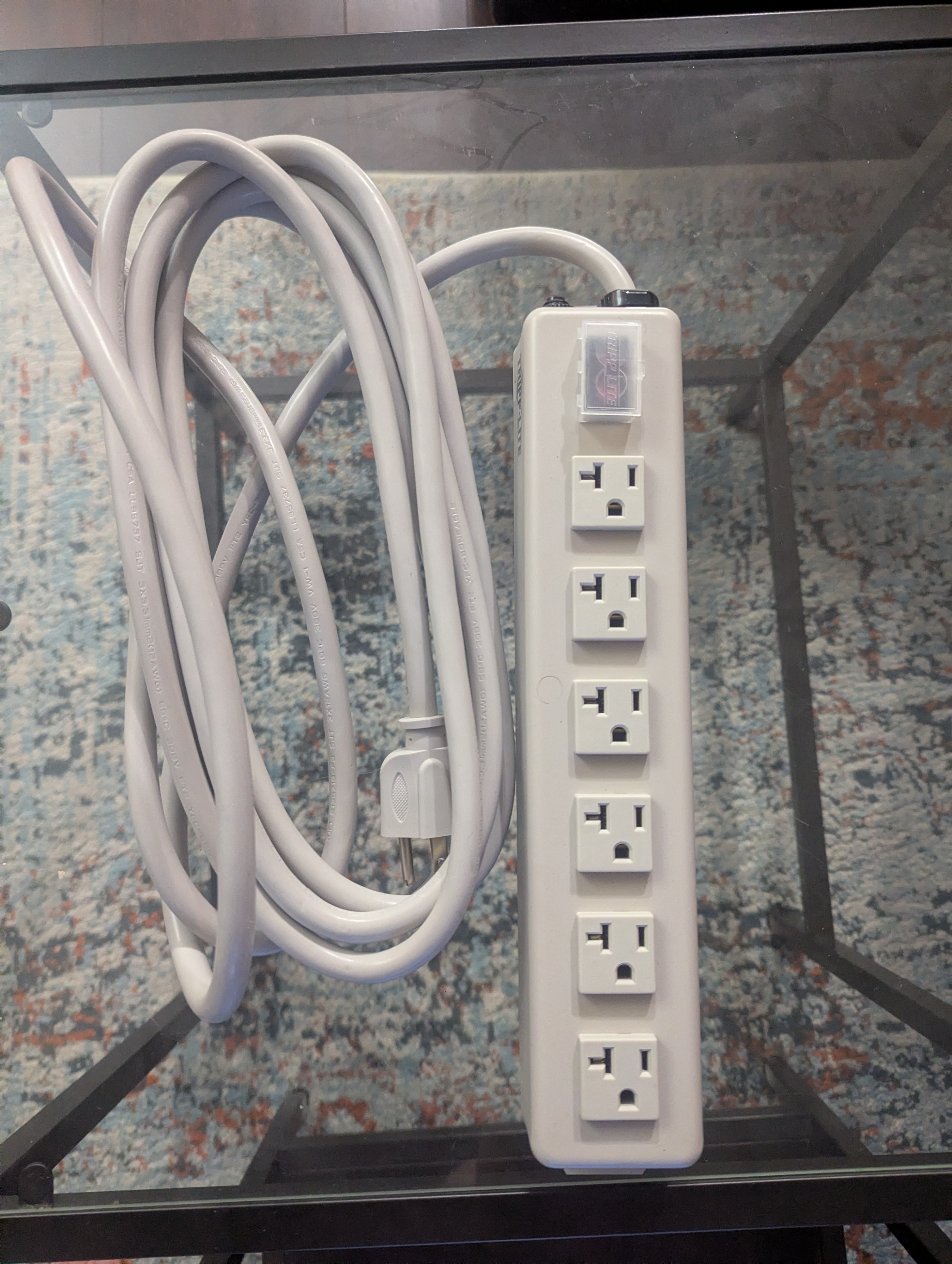 (GARAGE SALE) Extension cords