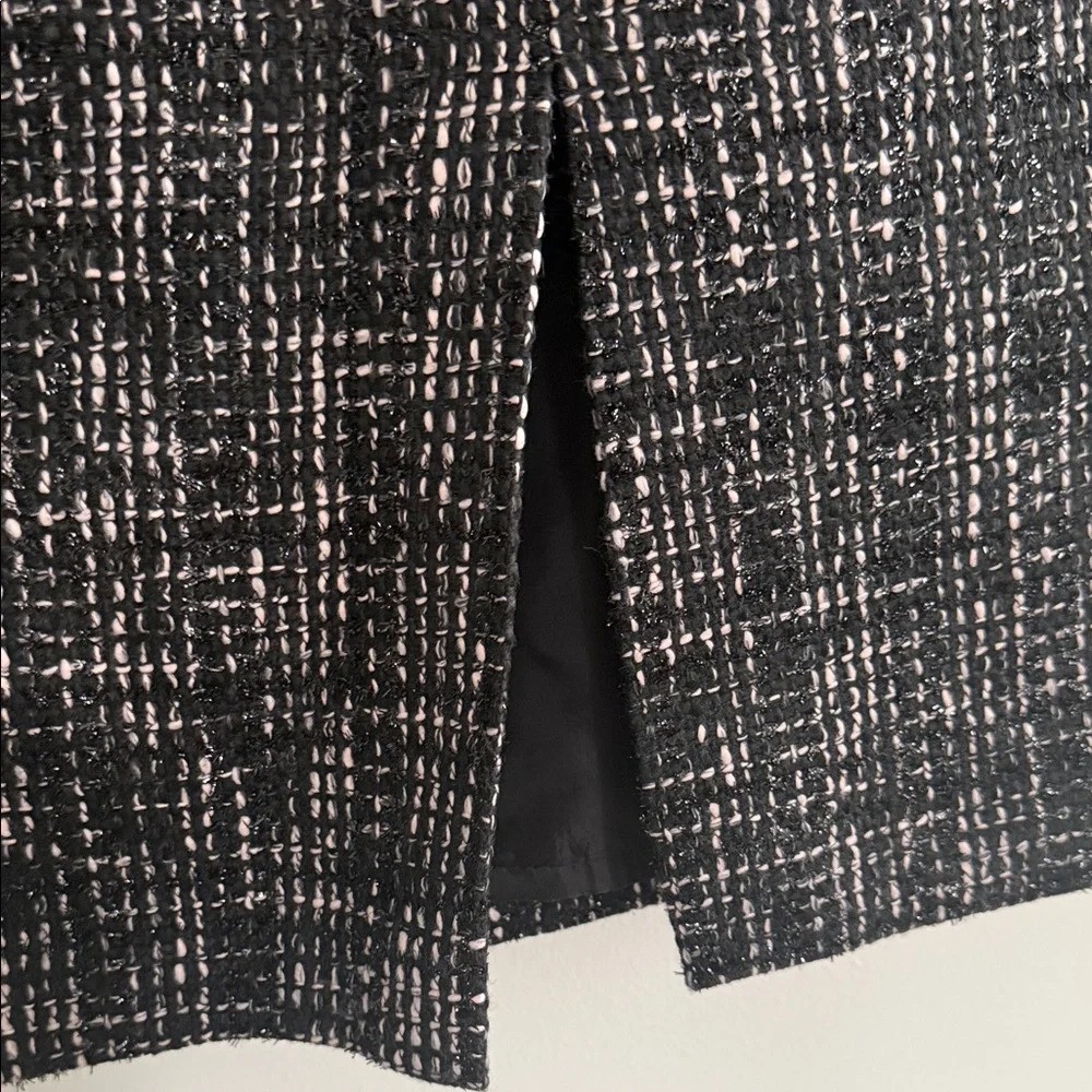Chic Black Tweed Pencil Skirt - photo 4