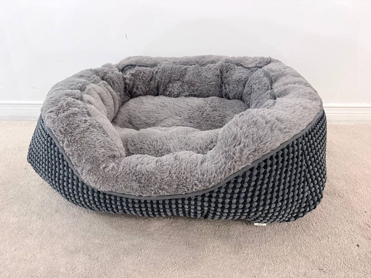 Plush Pet Bed – Grey, Rectangular Bolster