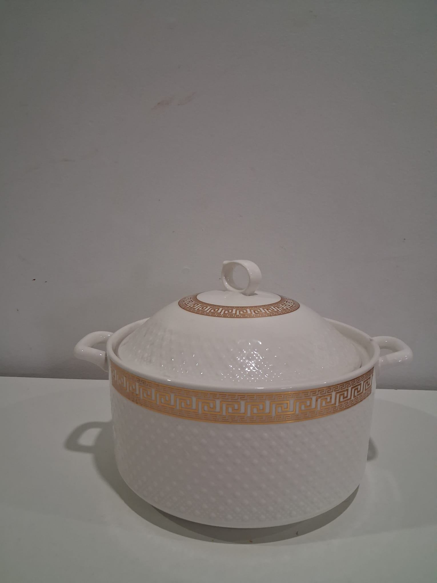White & Gold Covered Serving Dish - photo 4