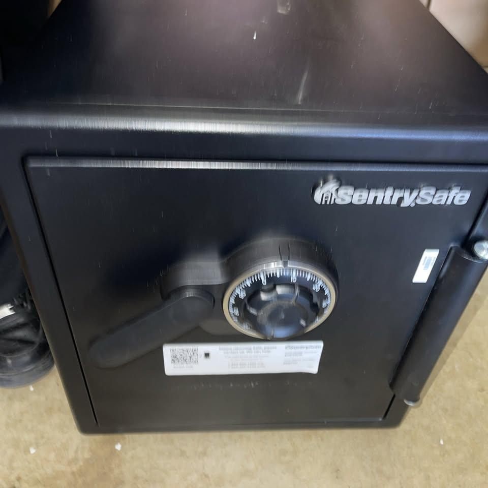 SentrySafe SFW123CTB 1.23 cu ft Fireproof Waterproof Safe - photo 4