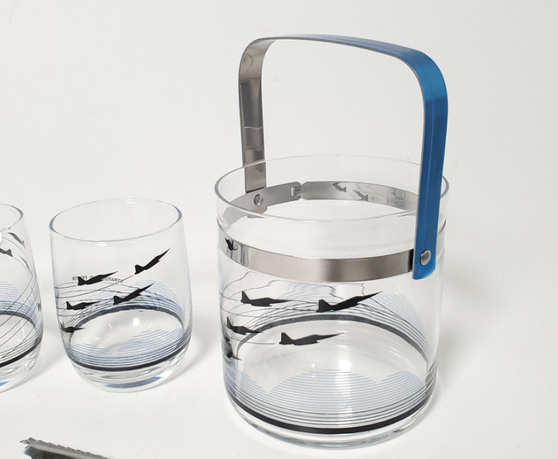 Vintage 1970s "Stratosphere Fighter" 7-Piece Barware Set - photo 4