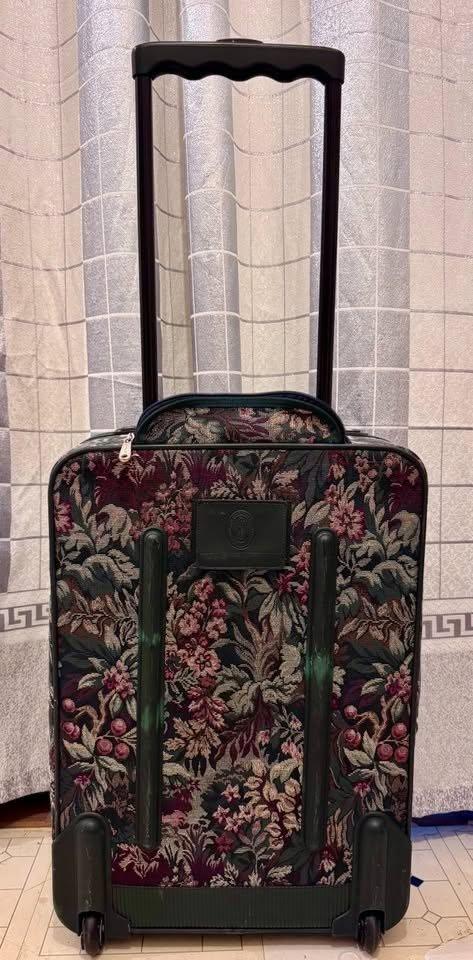 Atlantic Floral Pattern Rolling Luggage - photo 2