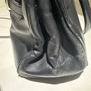 Black natural Leather Handbag - photo 3