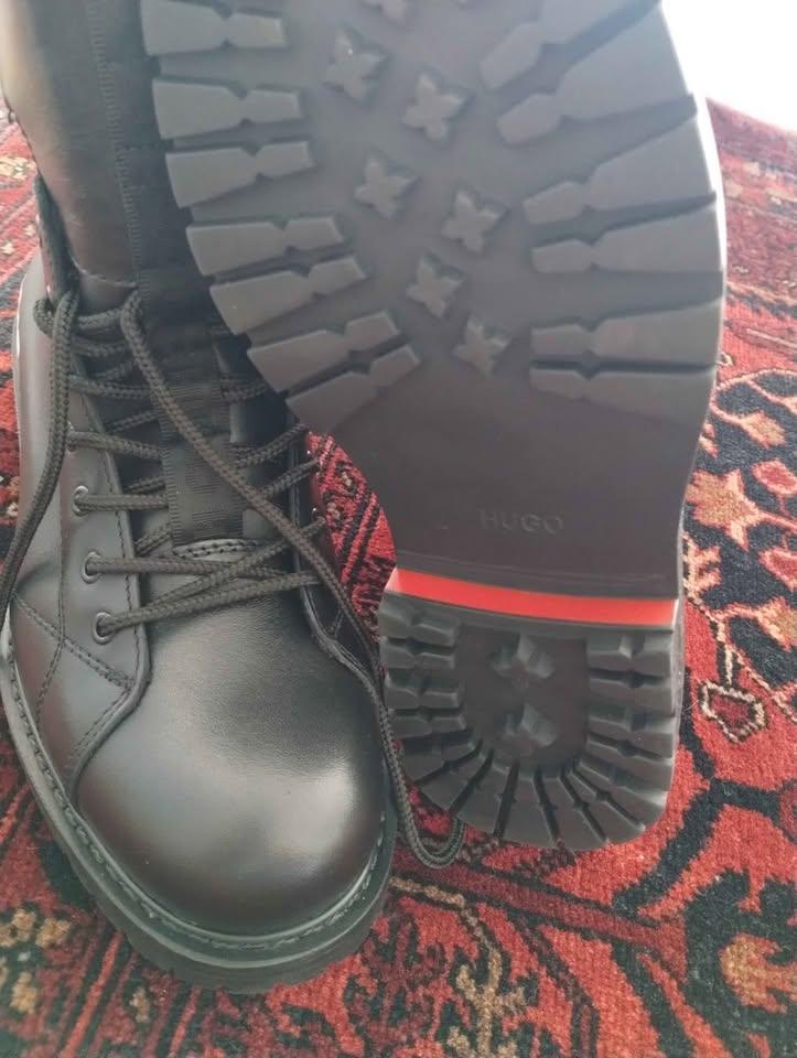 Hugo Boss lace up boot