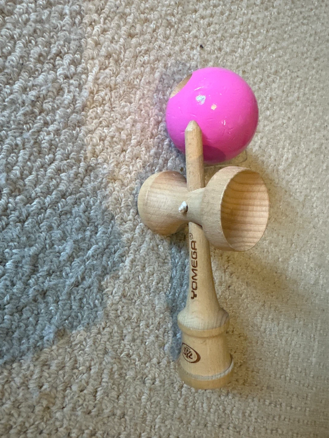 Yomega Kendama Pink Ball