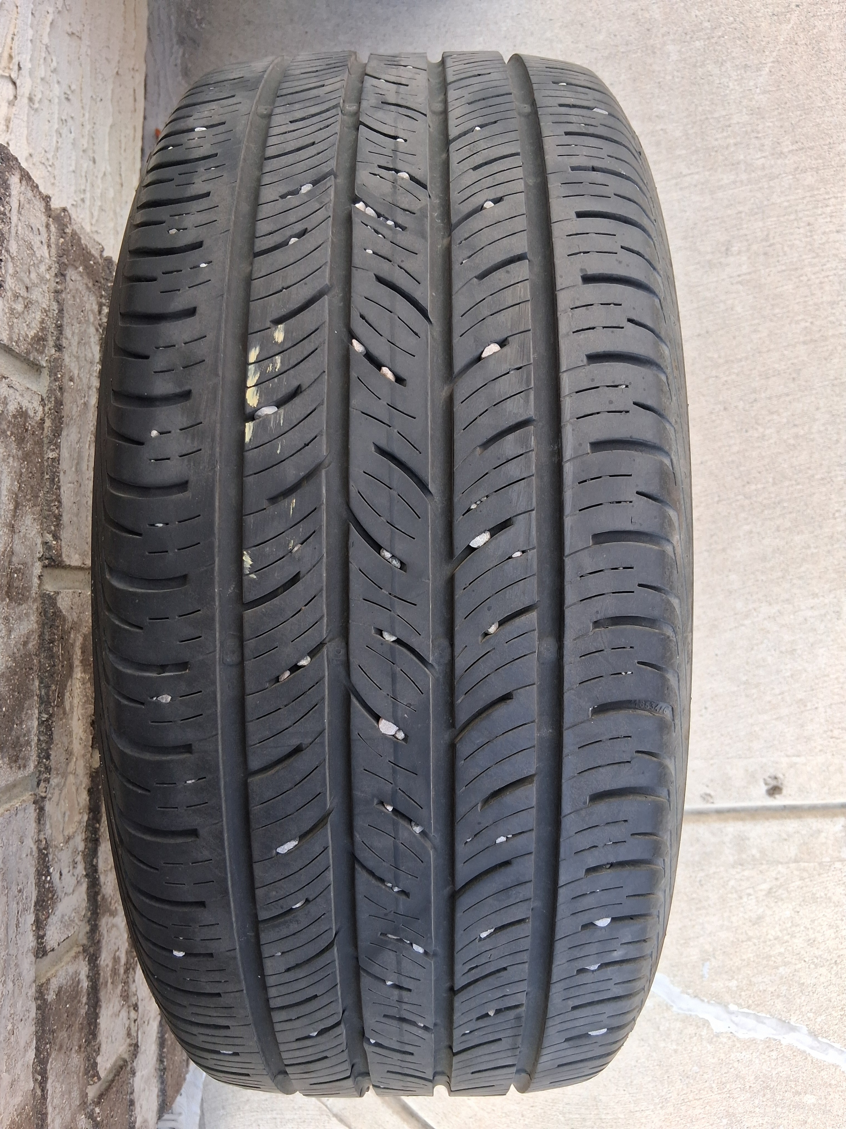 A set of 4 Continental All Season Tires - photo 2