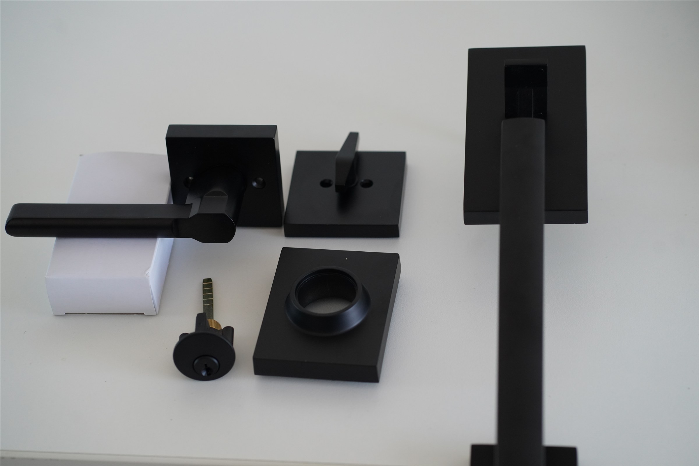 New DT08 Front Door Handleset - Matte Black or Satin Nickel - photo 2