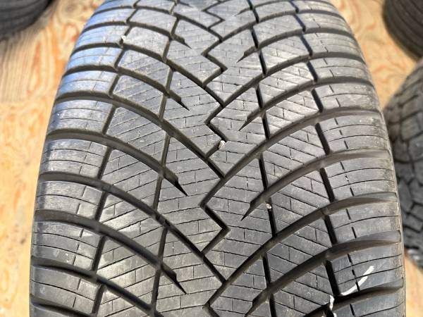 1 X single 255/50/19 Pirelli Scorpion WeatherActive with 95% - photo 2