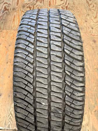 1 X single 275/65/20 LT 126/123R Michelin LTX A/T2 with 80%